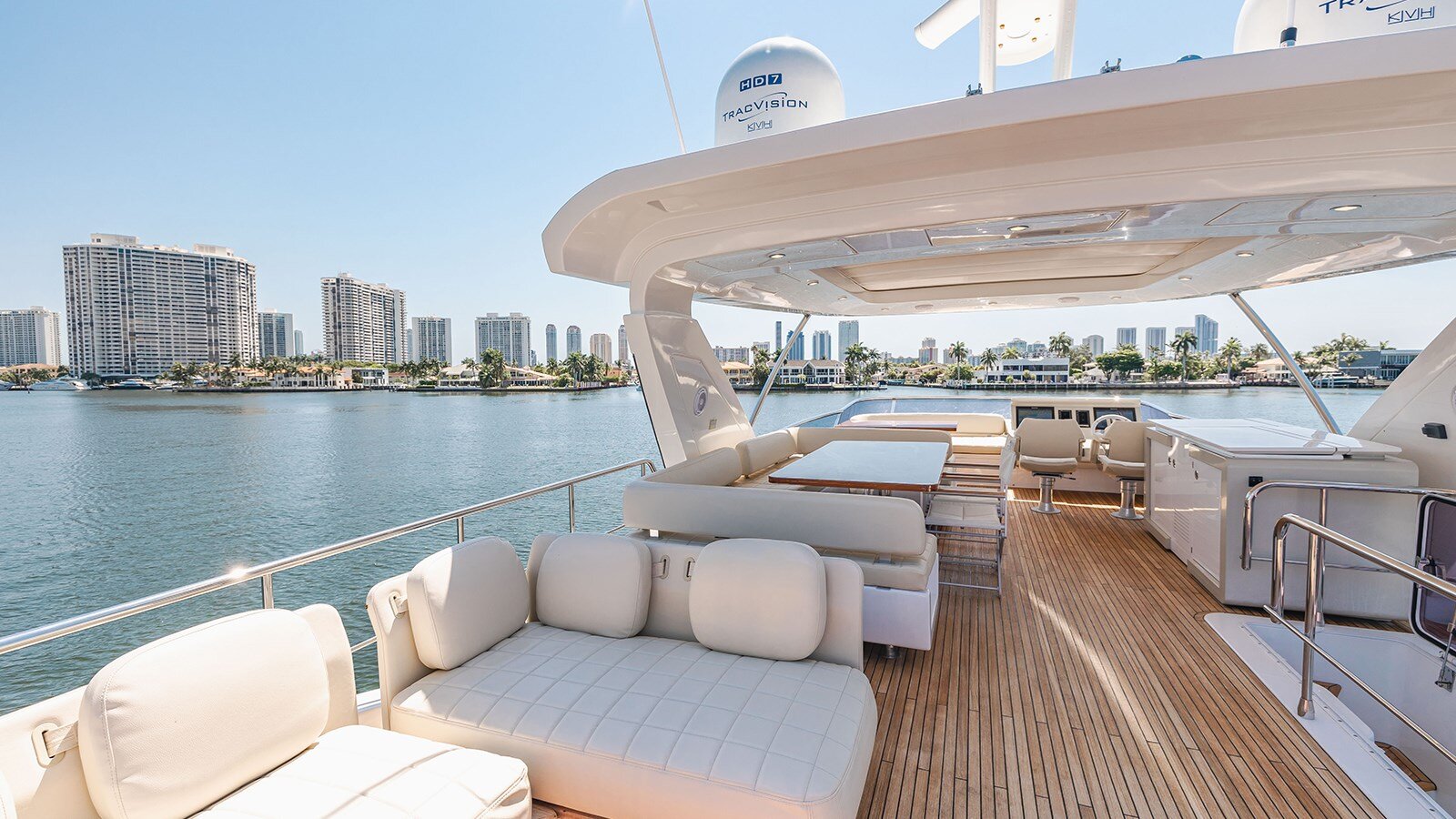 2018-azimut-yachts-72-f1691a