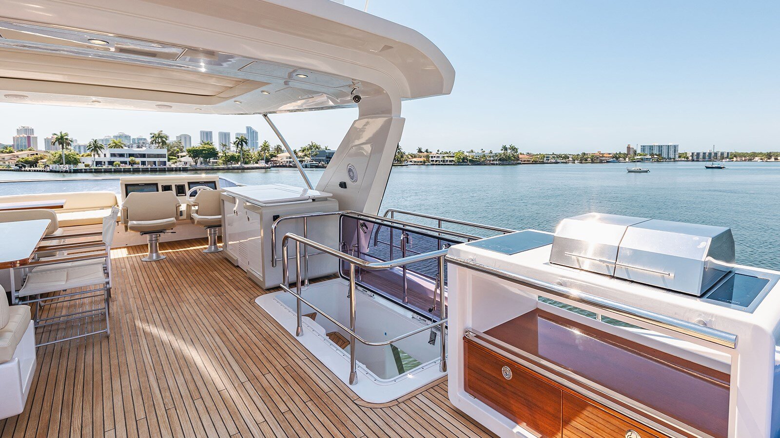 2018-azimut-yachts-72-f1691a