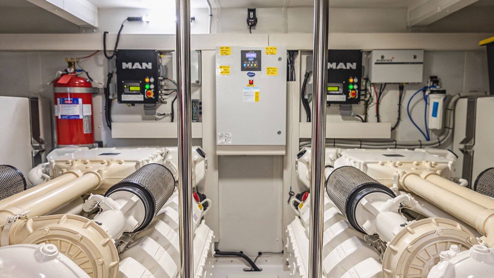 2018-azimut-yachts-72-f1691a