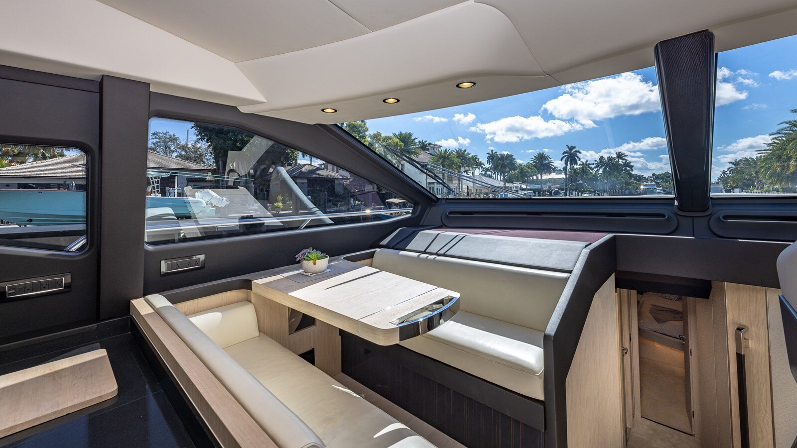 2018-azimut-yachts-72-88ef7d