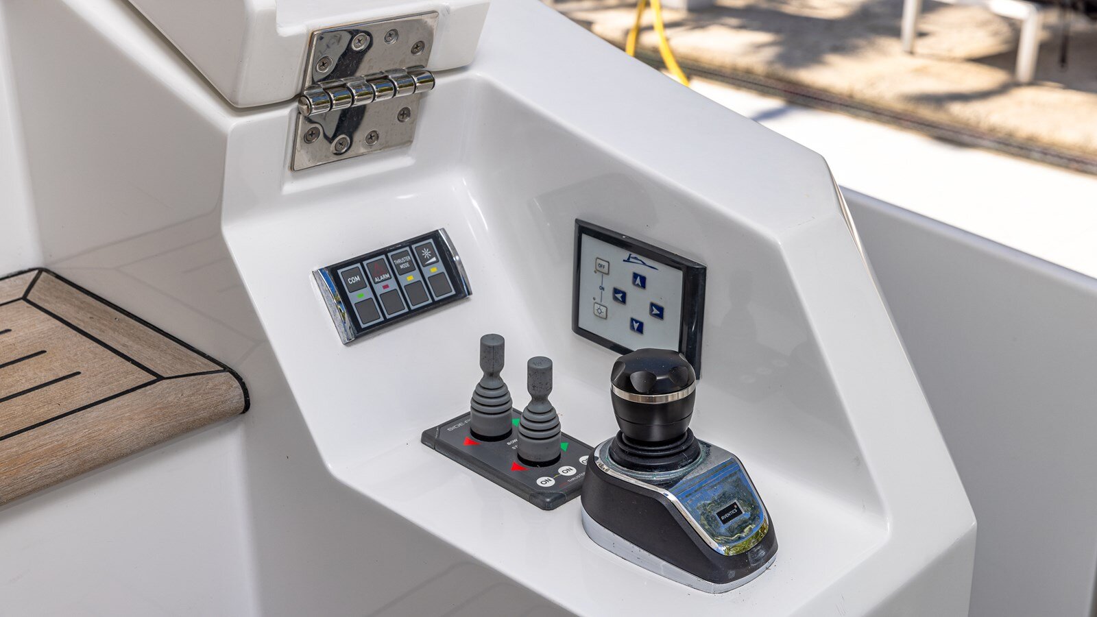 2018-azimut-yachts-72-88ef7d