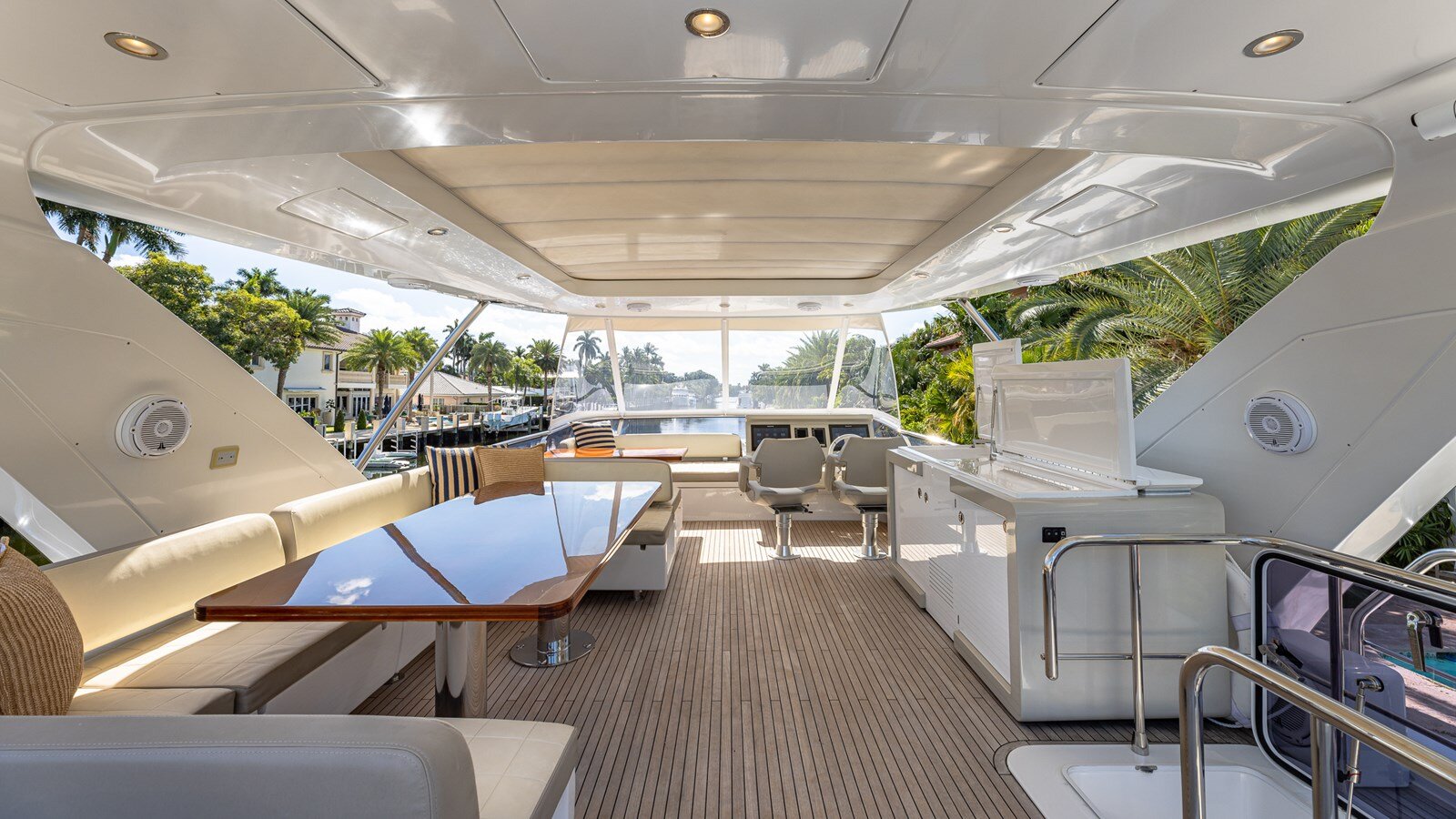 2018-azimut-yachts-72-88ef7d