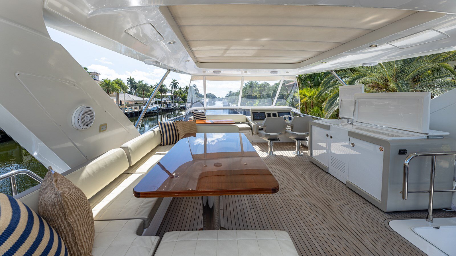 2018-azimut-yachts-72-88ef7d