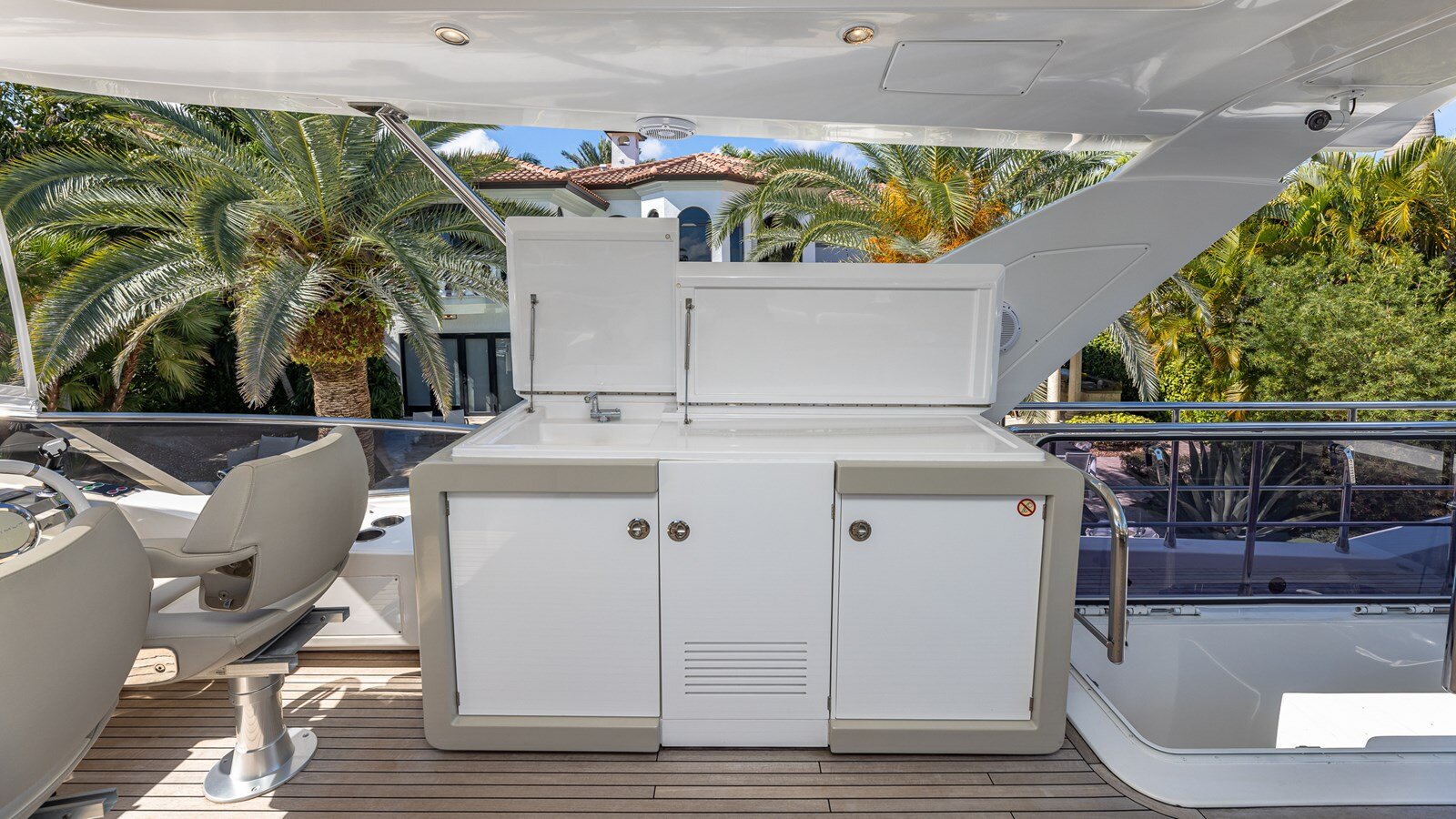 2018-azimut-yachts-72-88ef7d