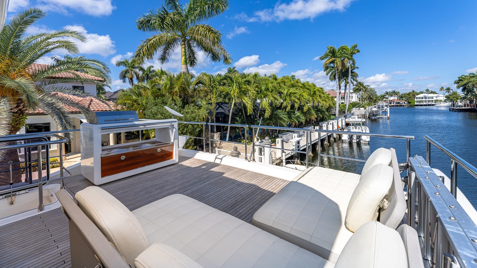 2018-azimut-yachts-72-88ef7d