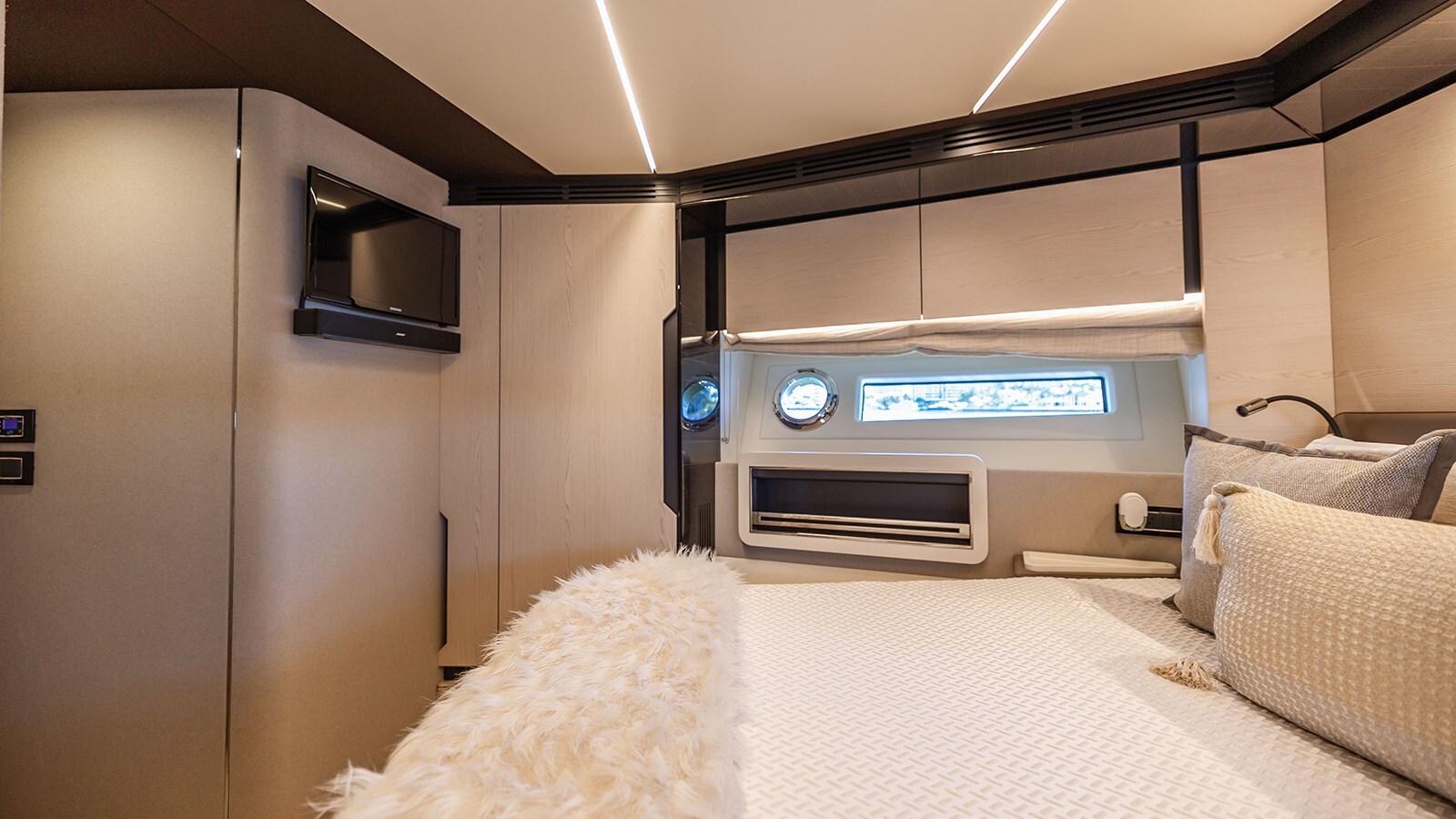 2018-azimut-yachts-72-e80596