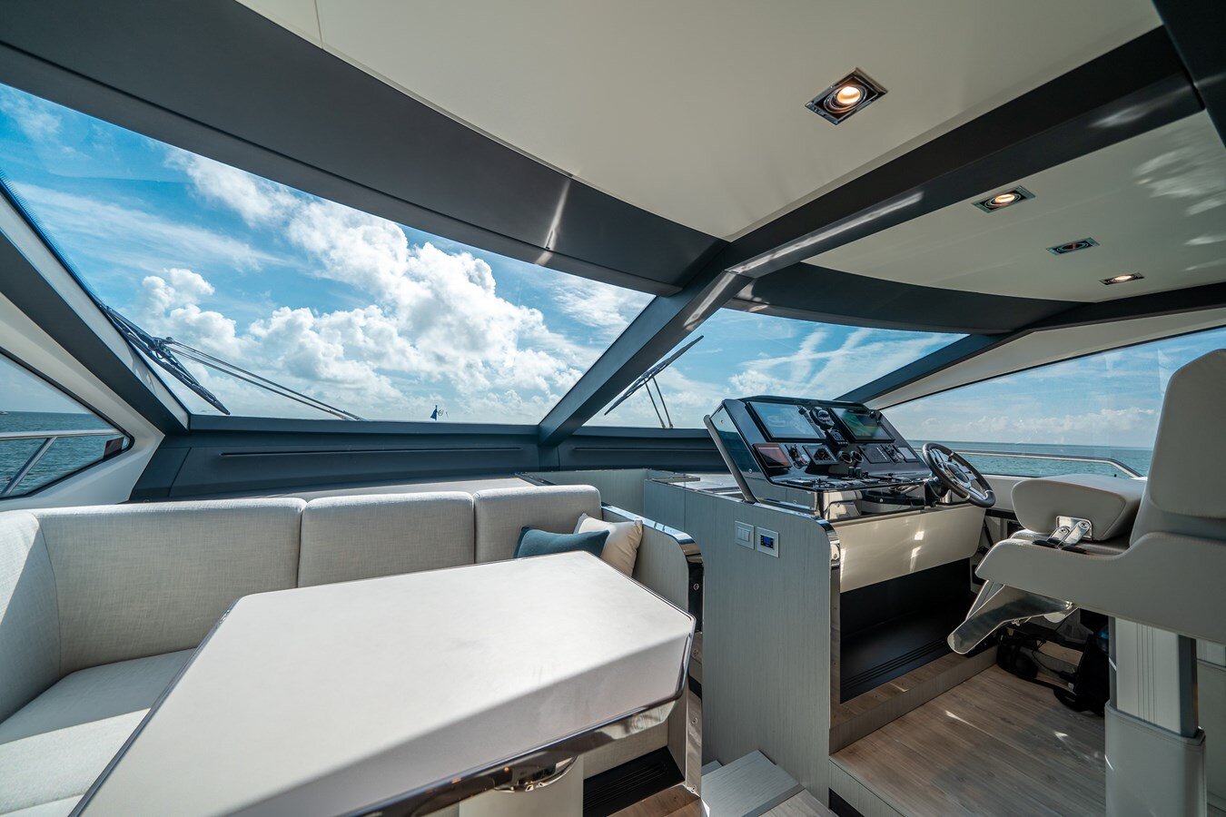 2018-azimut-yachts-80-fc7fbf