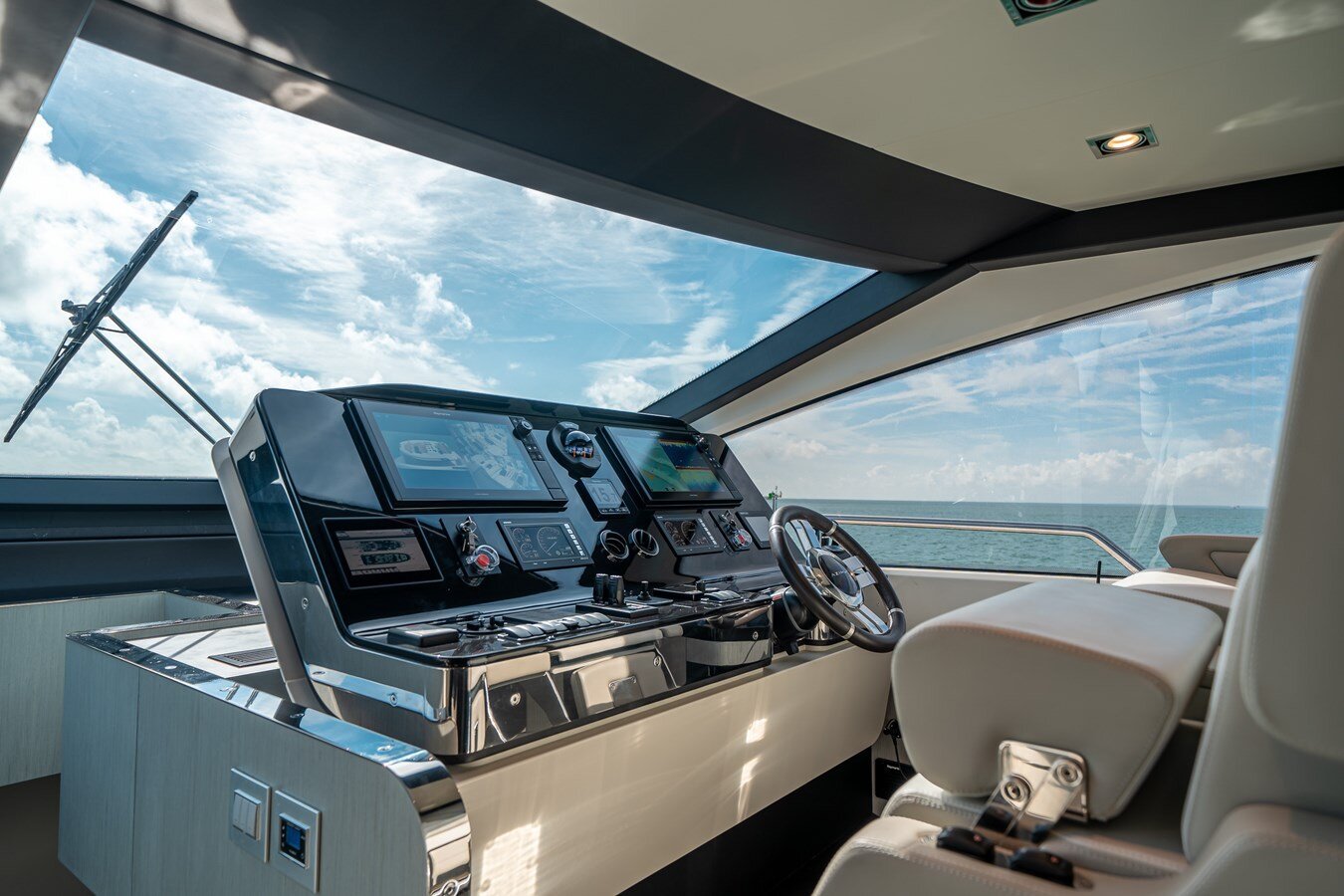 2018-azimut-yachts-80-fc7fbf