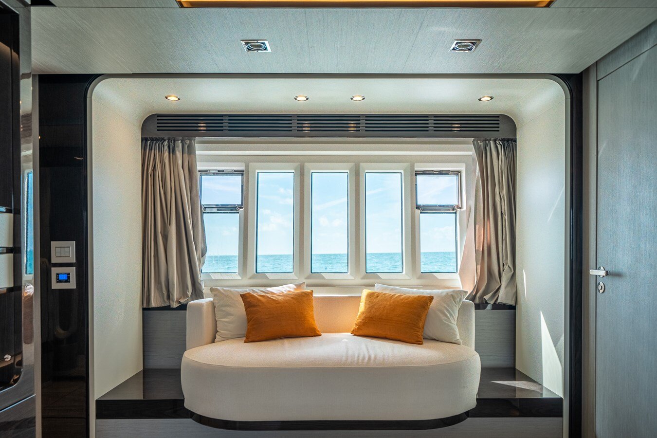 2018-azimut-yachts-80-fc7fbf