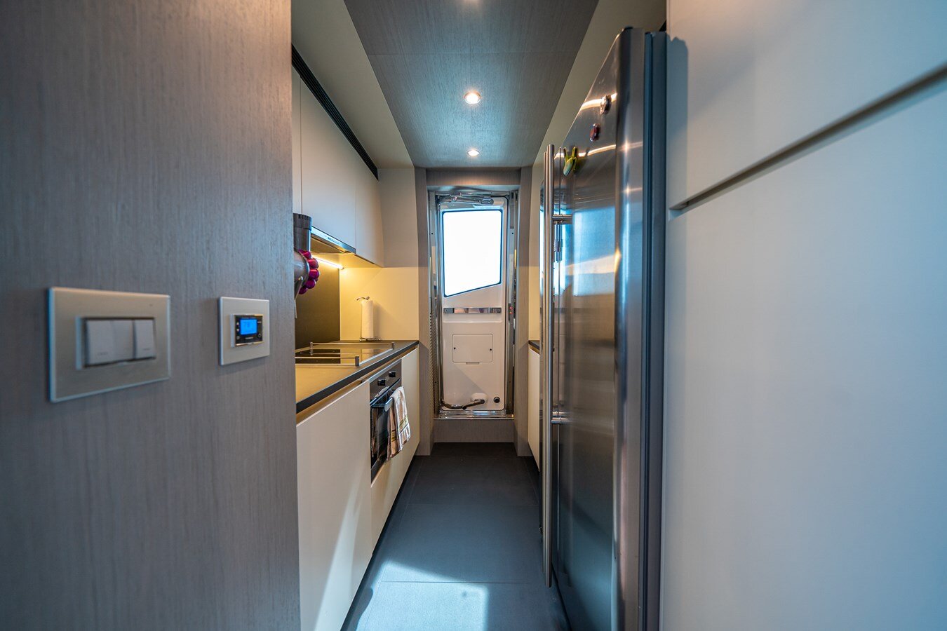 2018-azimut-yachts-80-fc7fbf