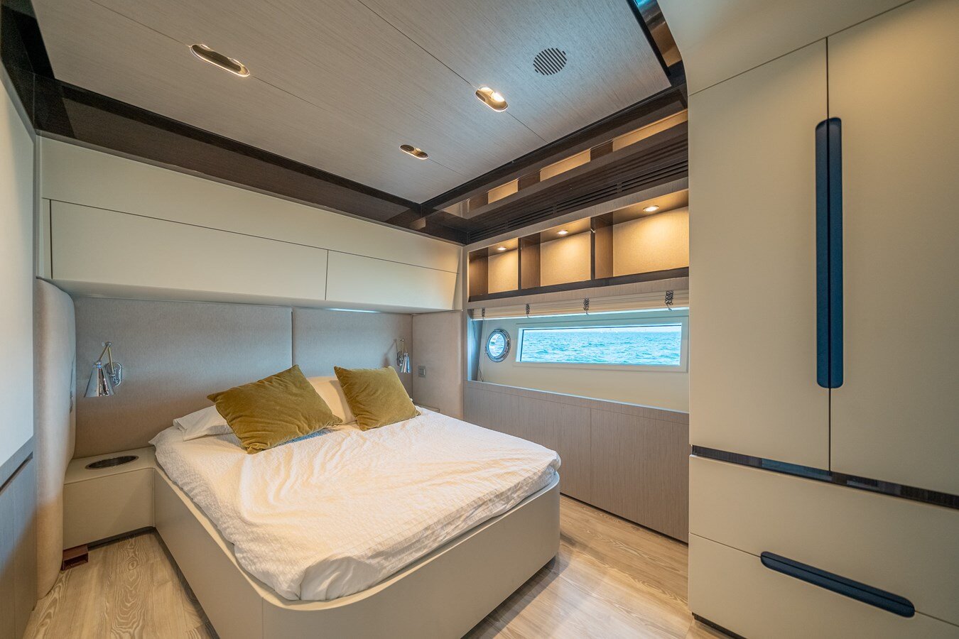 2018-azimut-yachts-80-fc7fbf