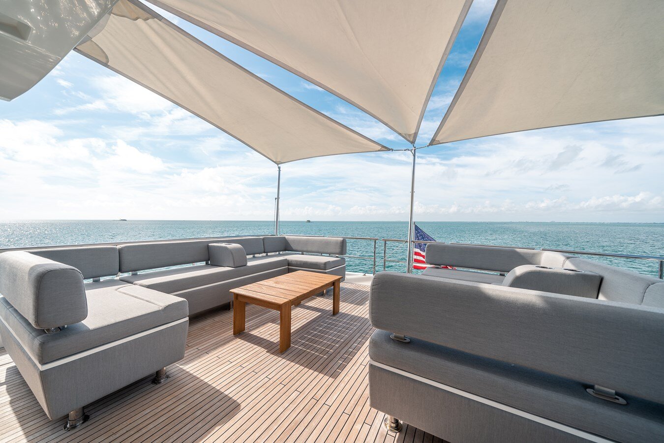 2018-azimut-yachts-80-fc7fbf