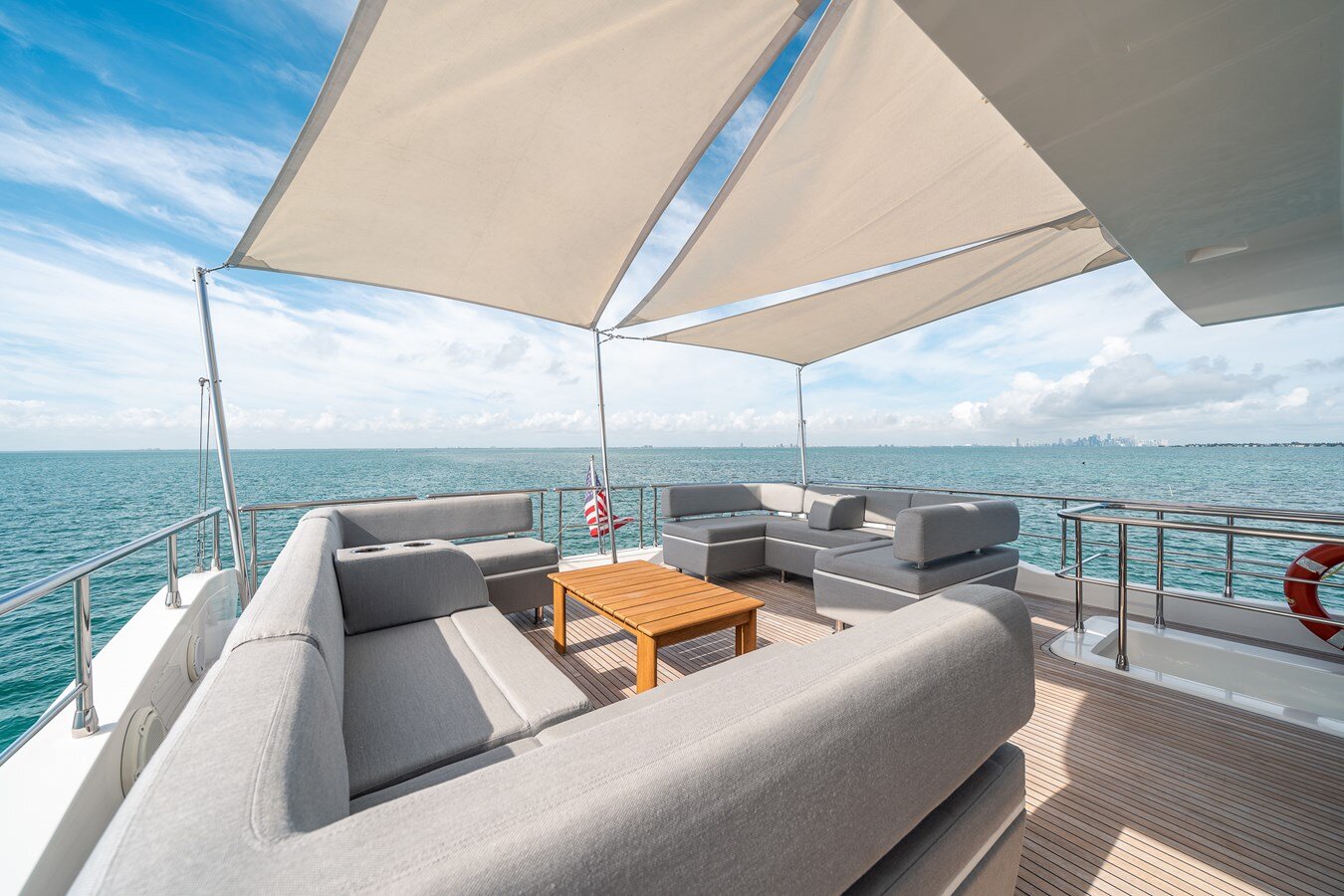 2018-azimut-yachts-80-fc7fbf