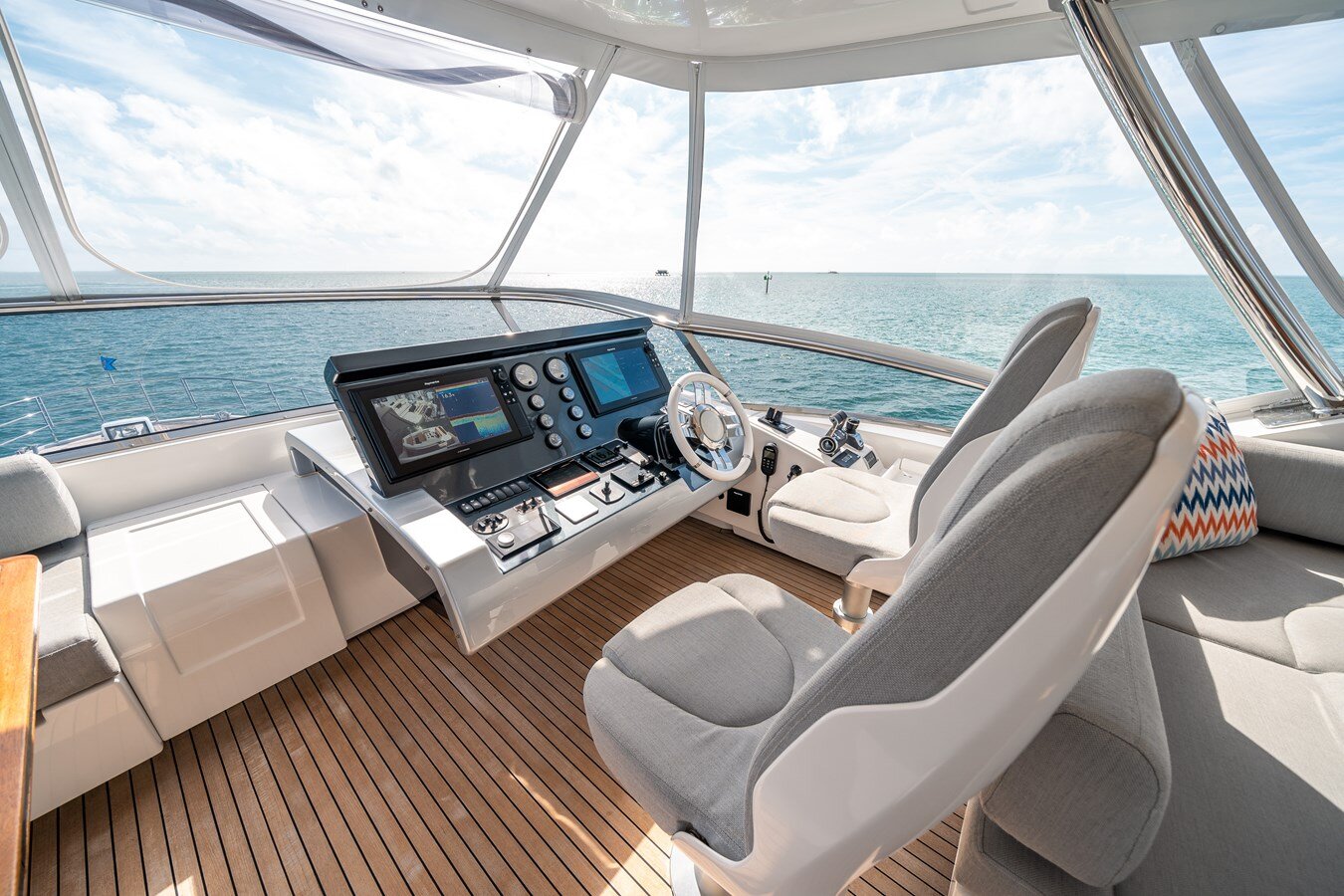 2018-azimut-yachts-80-fc7fbf