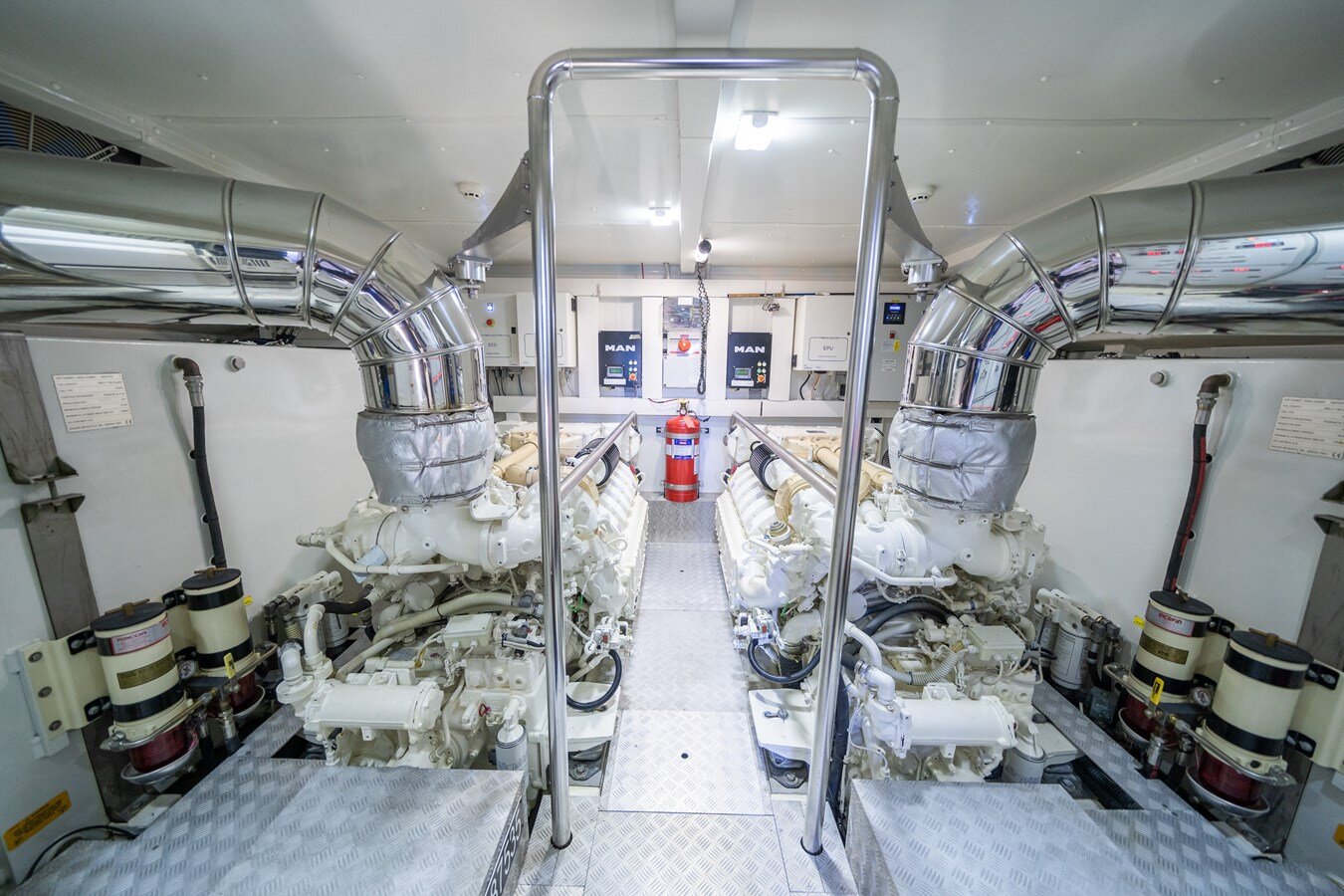 2018-azimut-yachts-80-fc7fbf