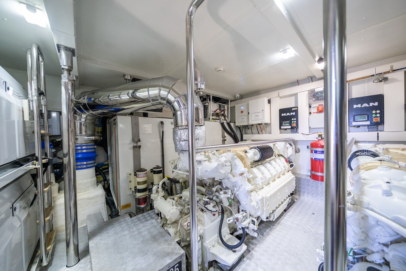 2018-azimut-yachts-80-fc7fbf