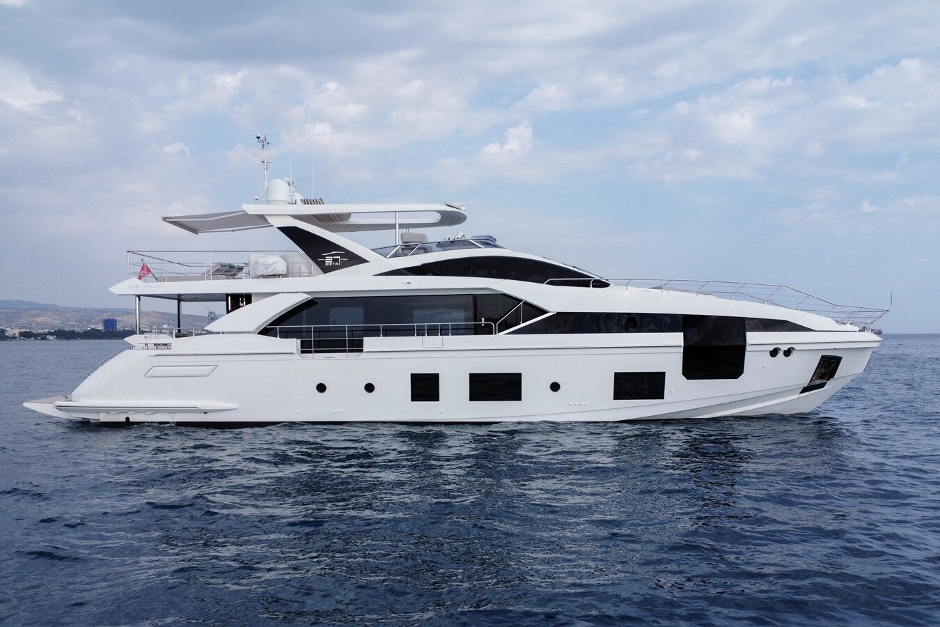 2018-azimut-yachts-88-7-808ea5