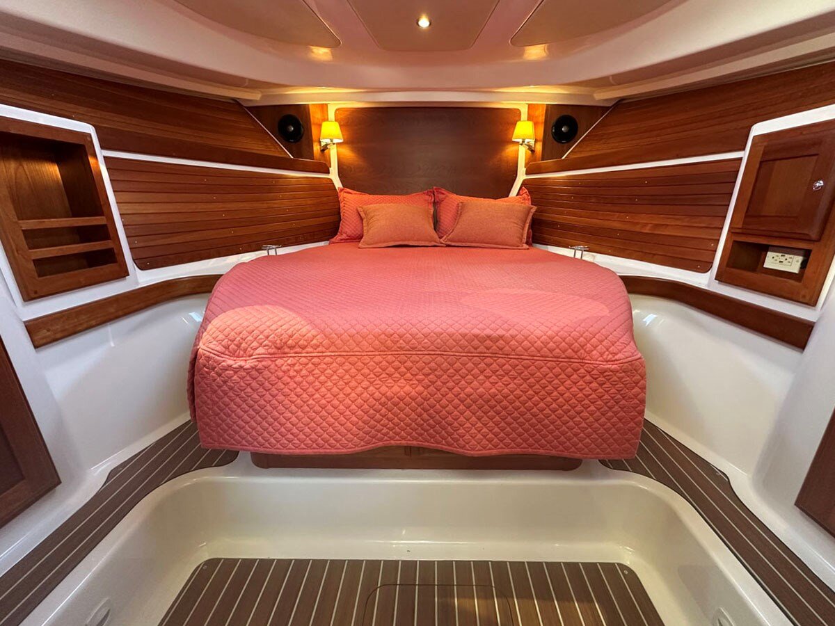 2018-back-cove-32-9-a5b503