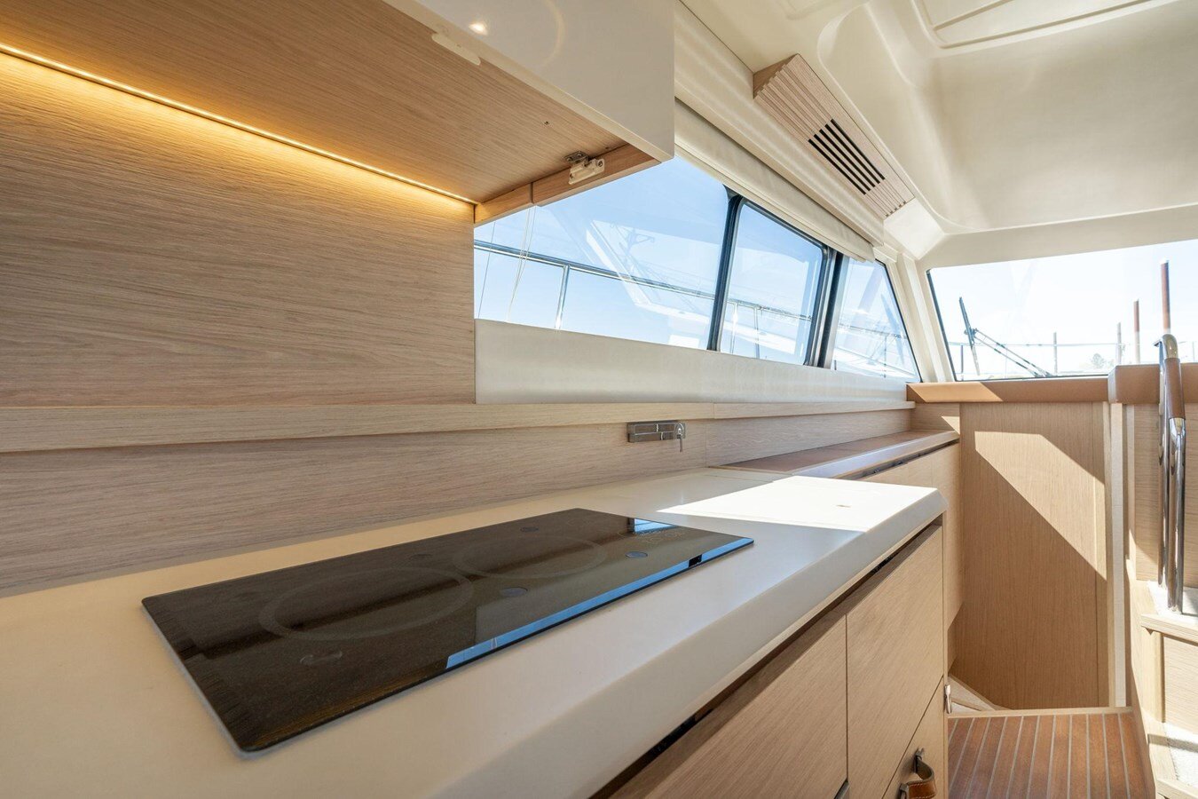 2018-beneteau-45-dab26a