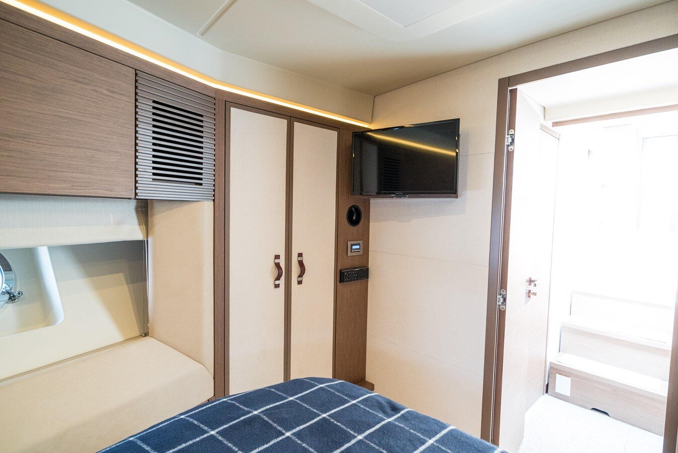 2018-beneteau-50-a94856