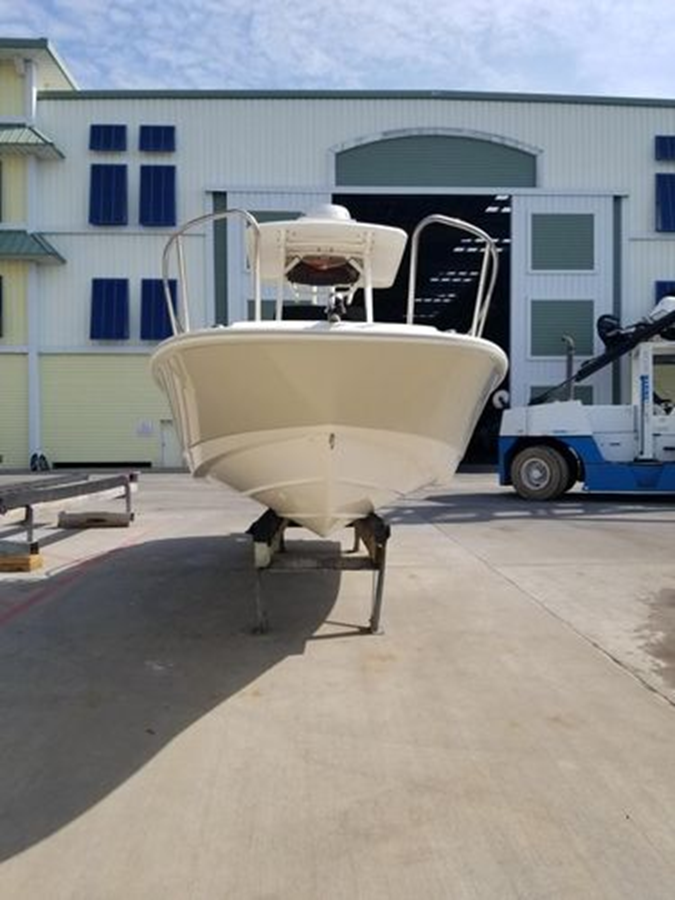 2018-boston-whaler-24-8-72b131