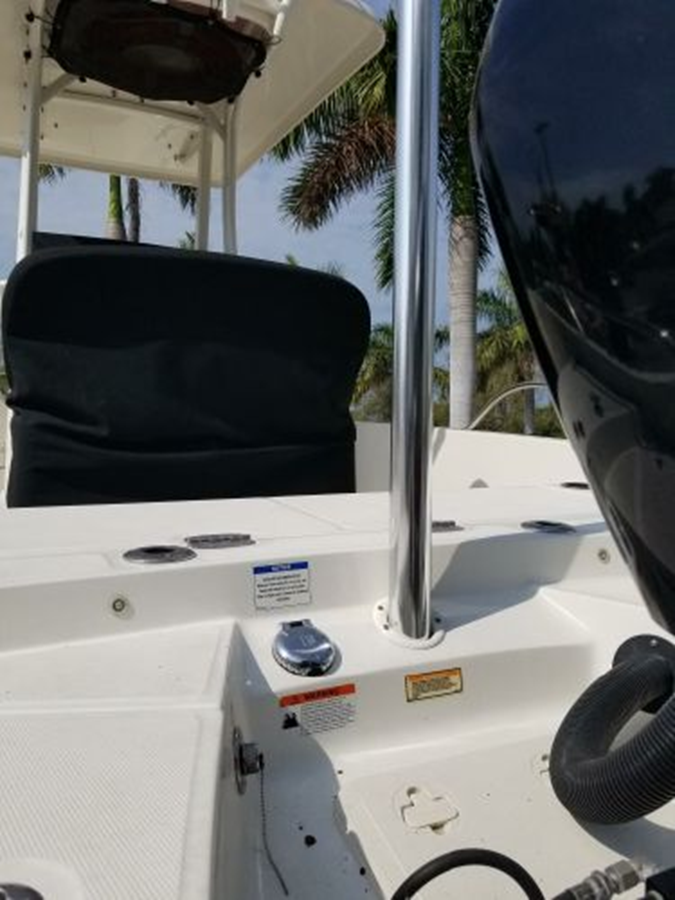 2018-boston-whaler-24-8-72b131