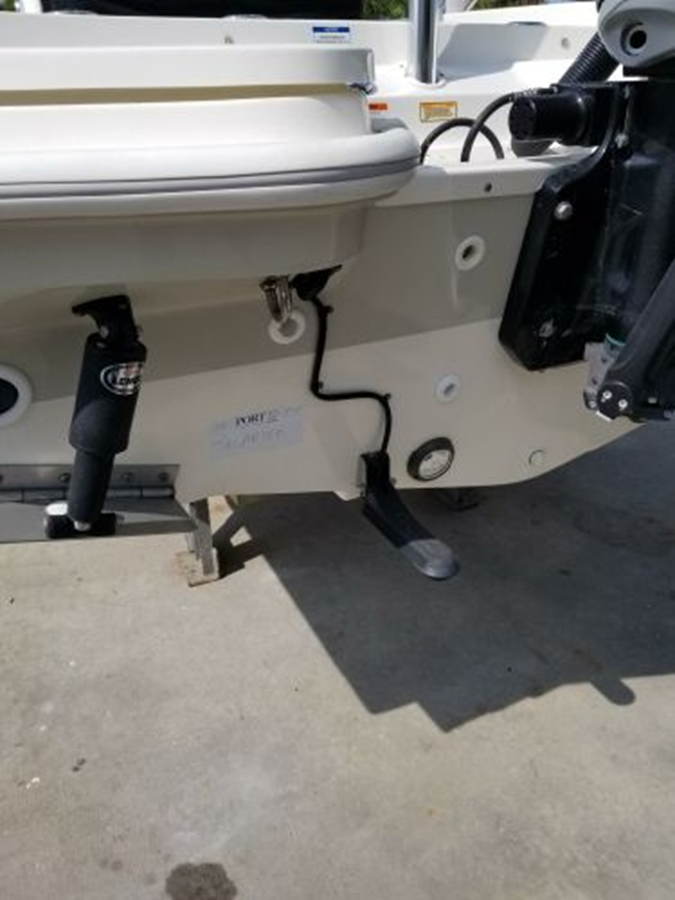 2018-boston-whaler-24-8-72b131