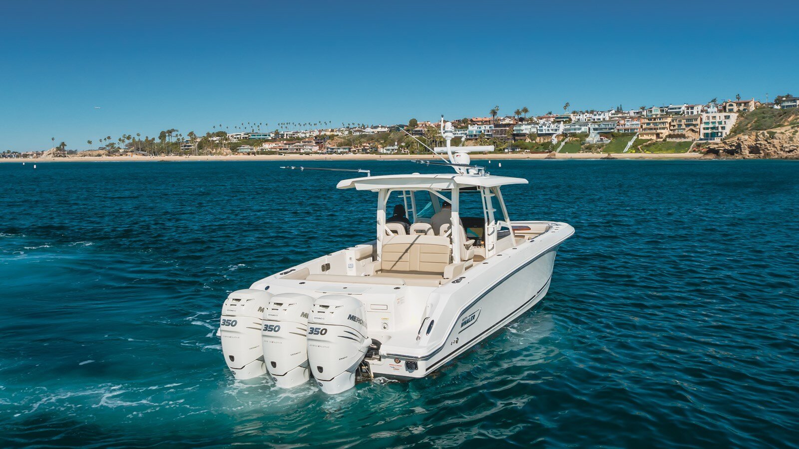 2018-boston-whaler-38-7b48e6