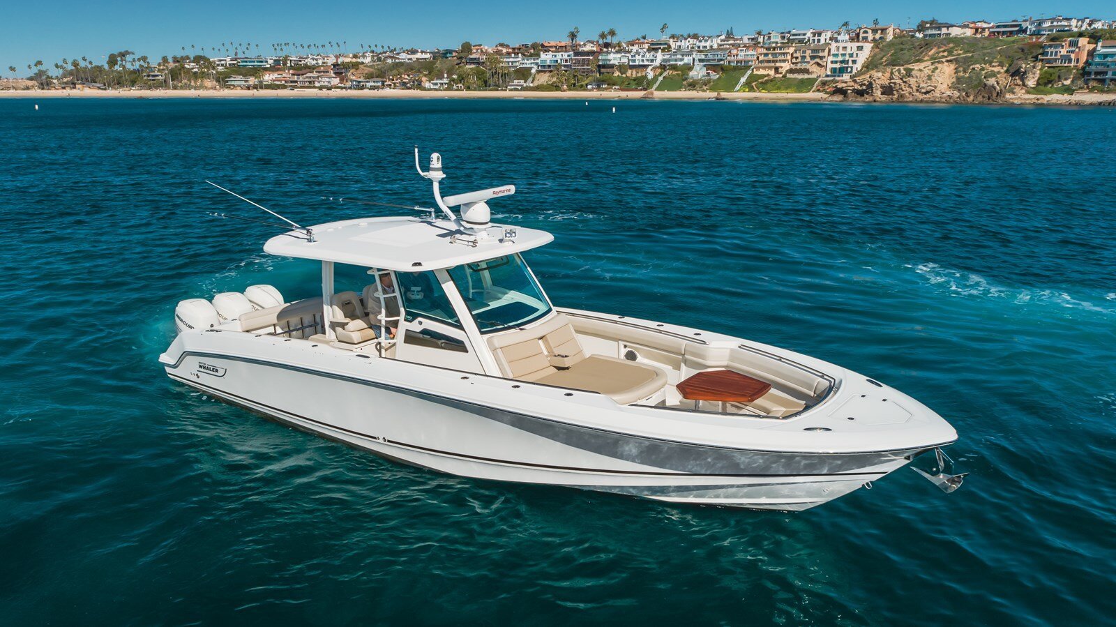 2018-boston-whaler-38-7b48e6