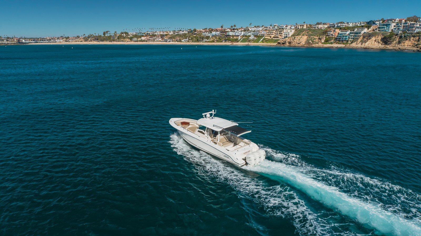 2018-boston-whaler-38-7b48e6