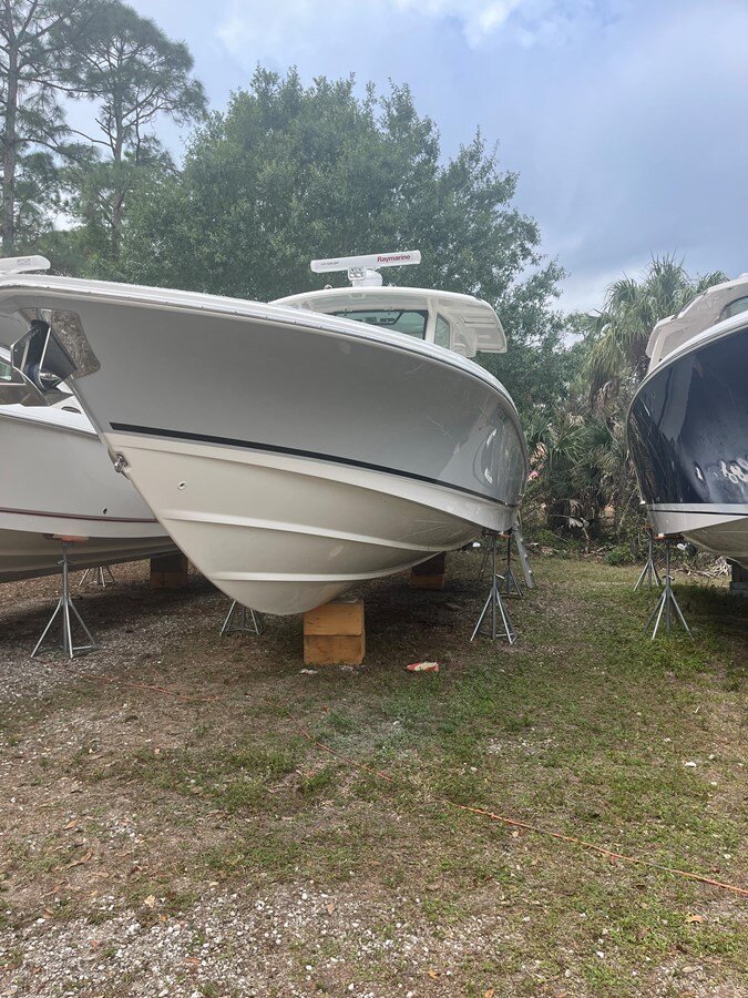 2018-boston-whaler-38-77c690