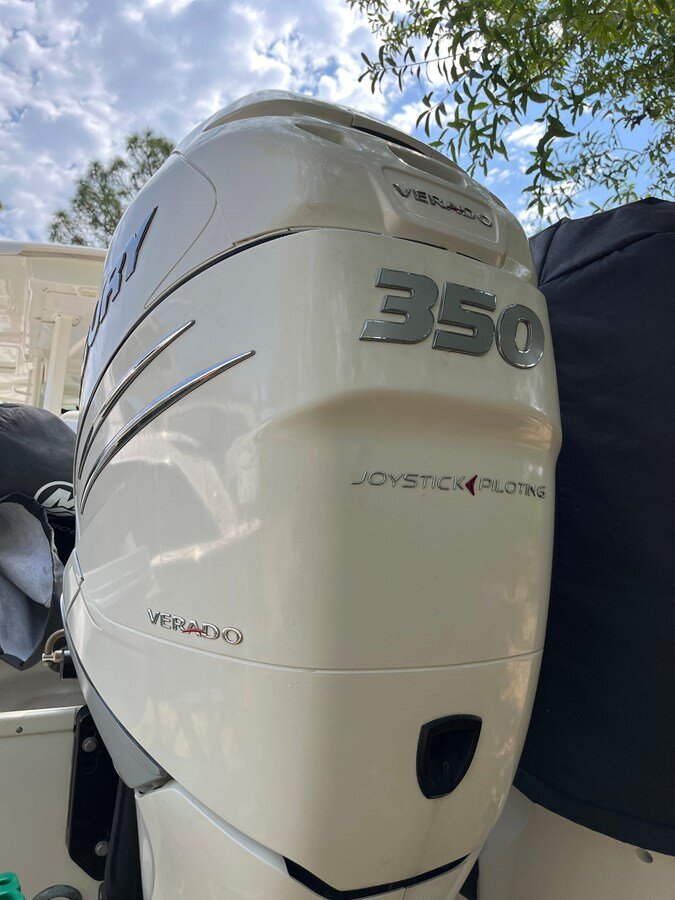 2018-boston-whaler-38-77c690