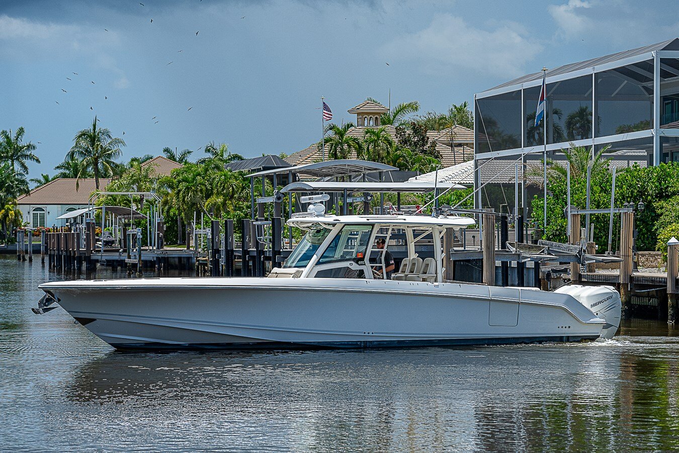 2018-boston-whaler-38-5bd4e9