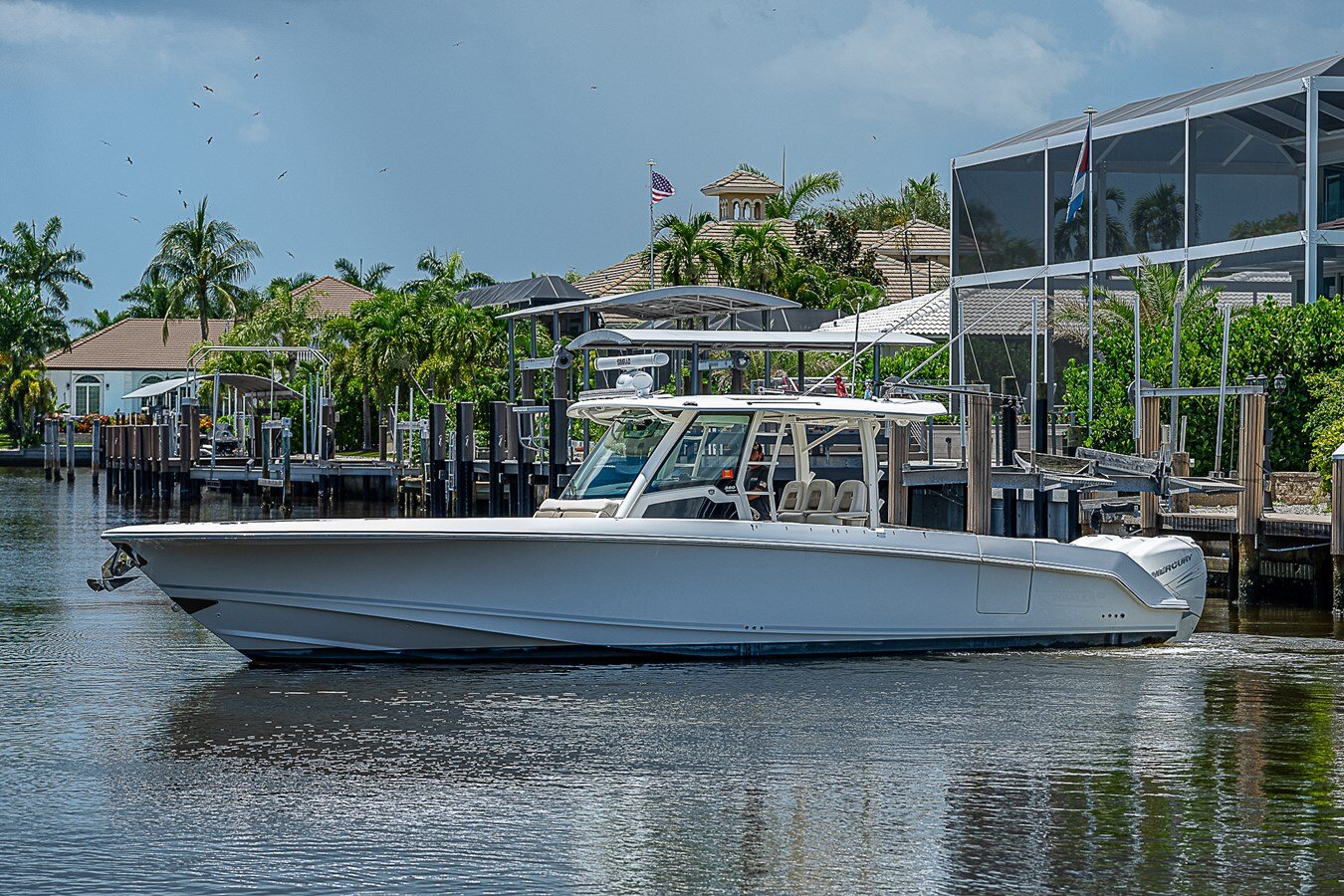 2018-boston-whaler-38-5bd4e9