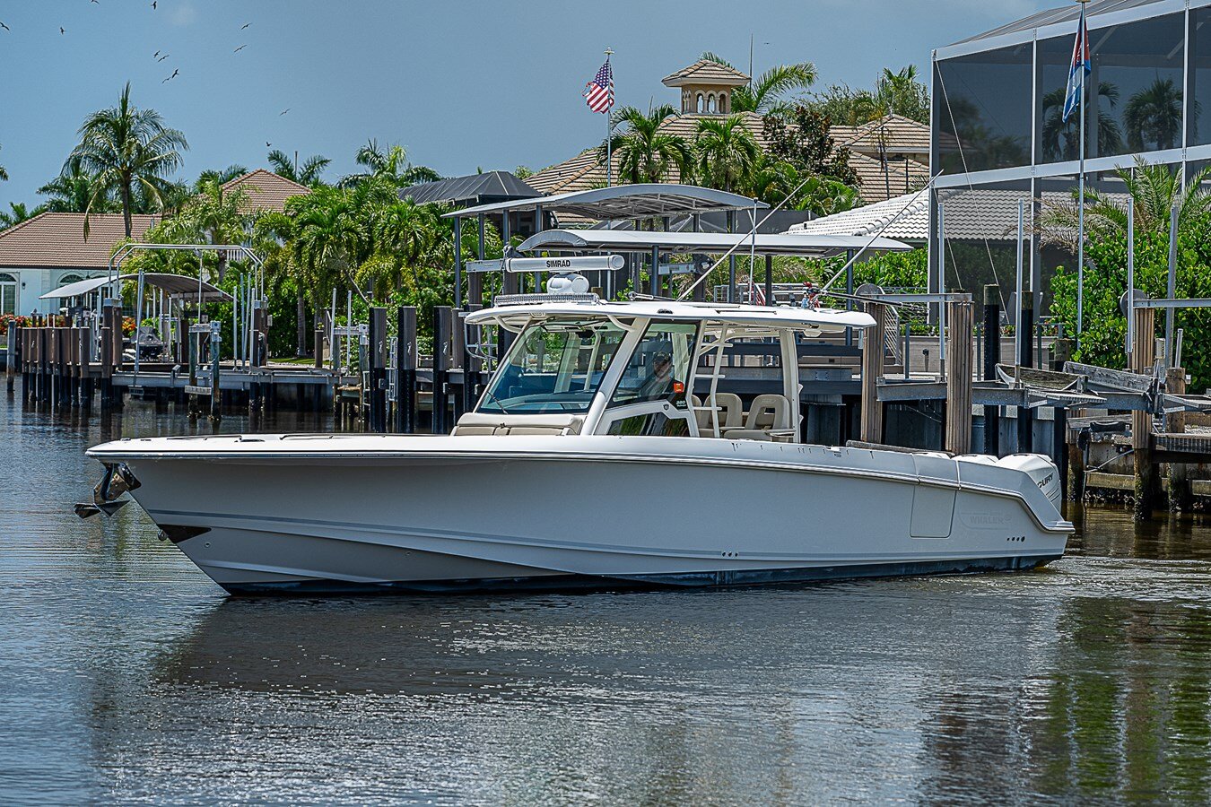 2018-boston-whaler-38-5bd4e9