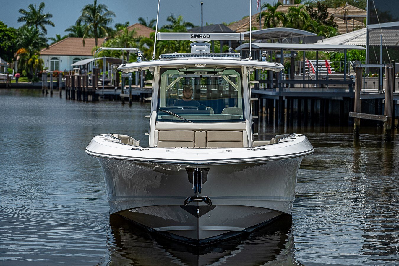 2018-boston-whaler-38-5bd4e9