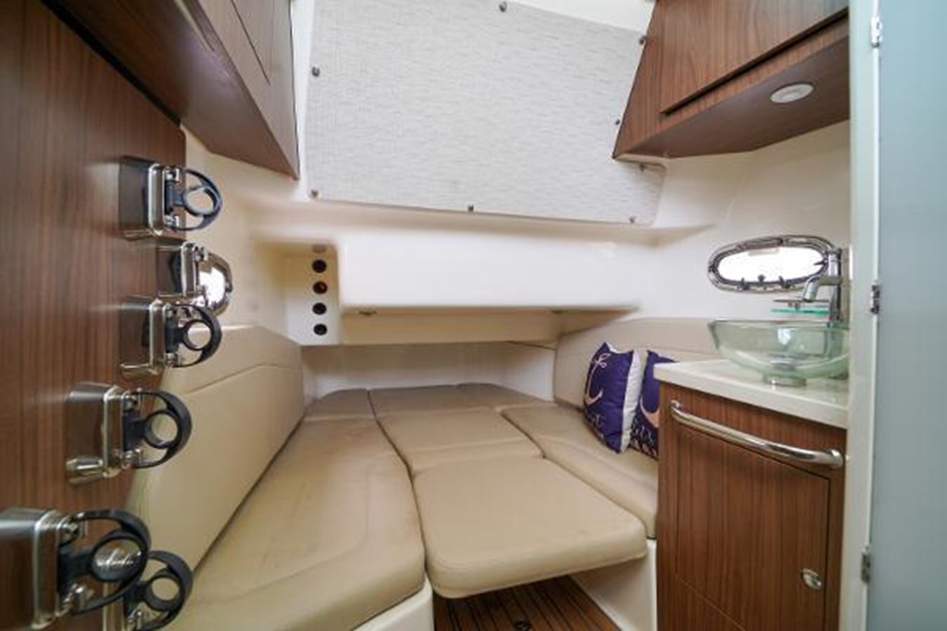 2018-boston-whaler-38-7b5217