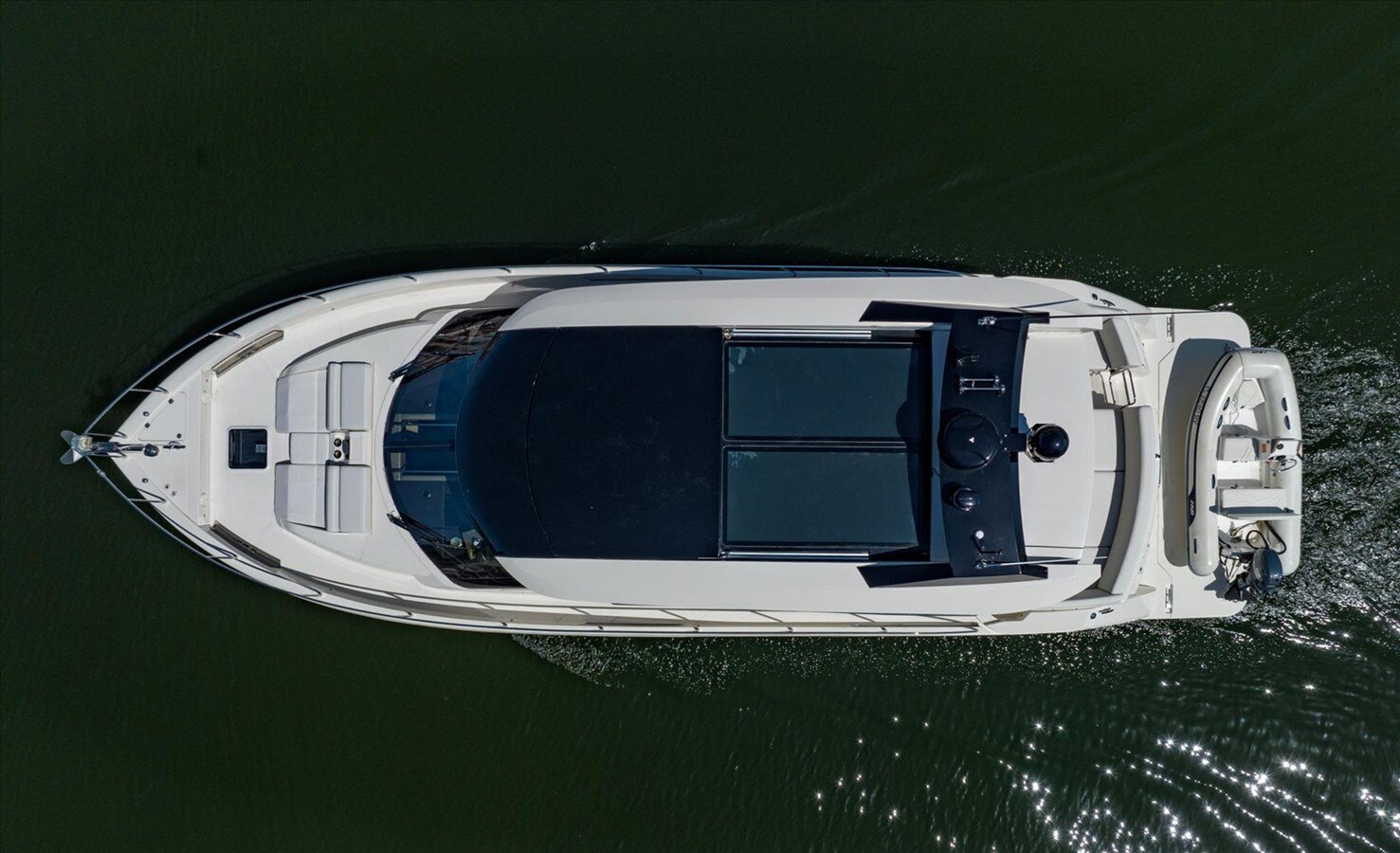 2018-carver-yachts-52-5b94e4