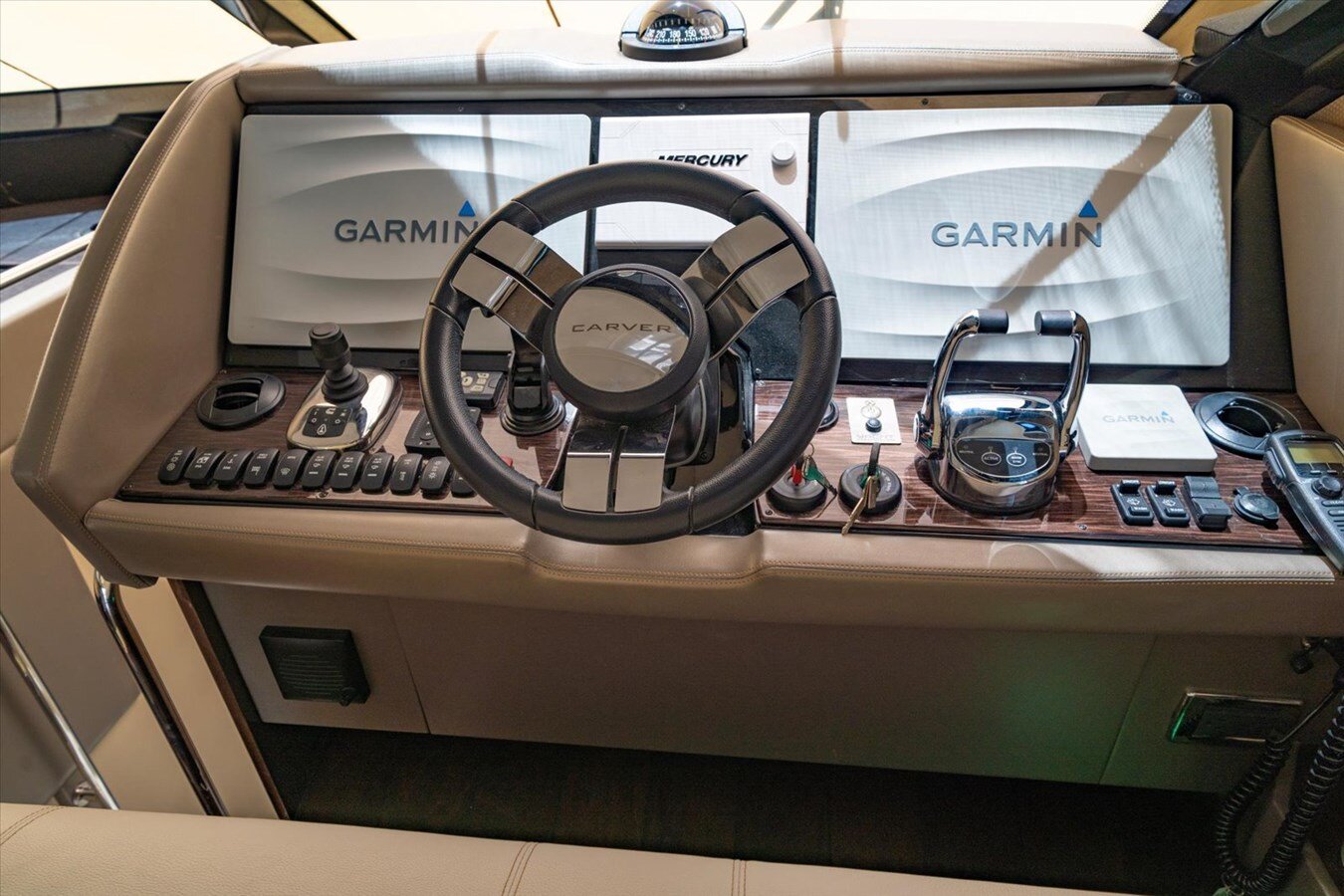 2018-carver-yachts-52-5b94e4
