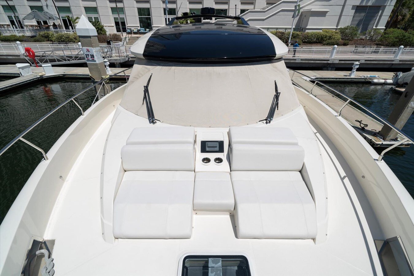 2018-carver-yachts-52-5b94e4