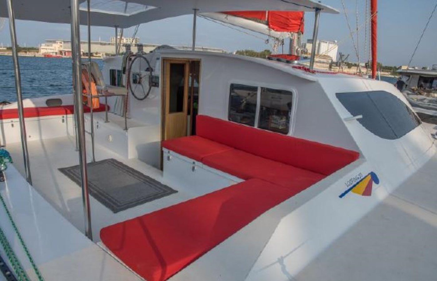 2018-catamaran-50-51b58b