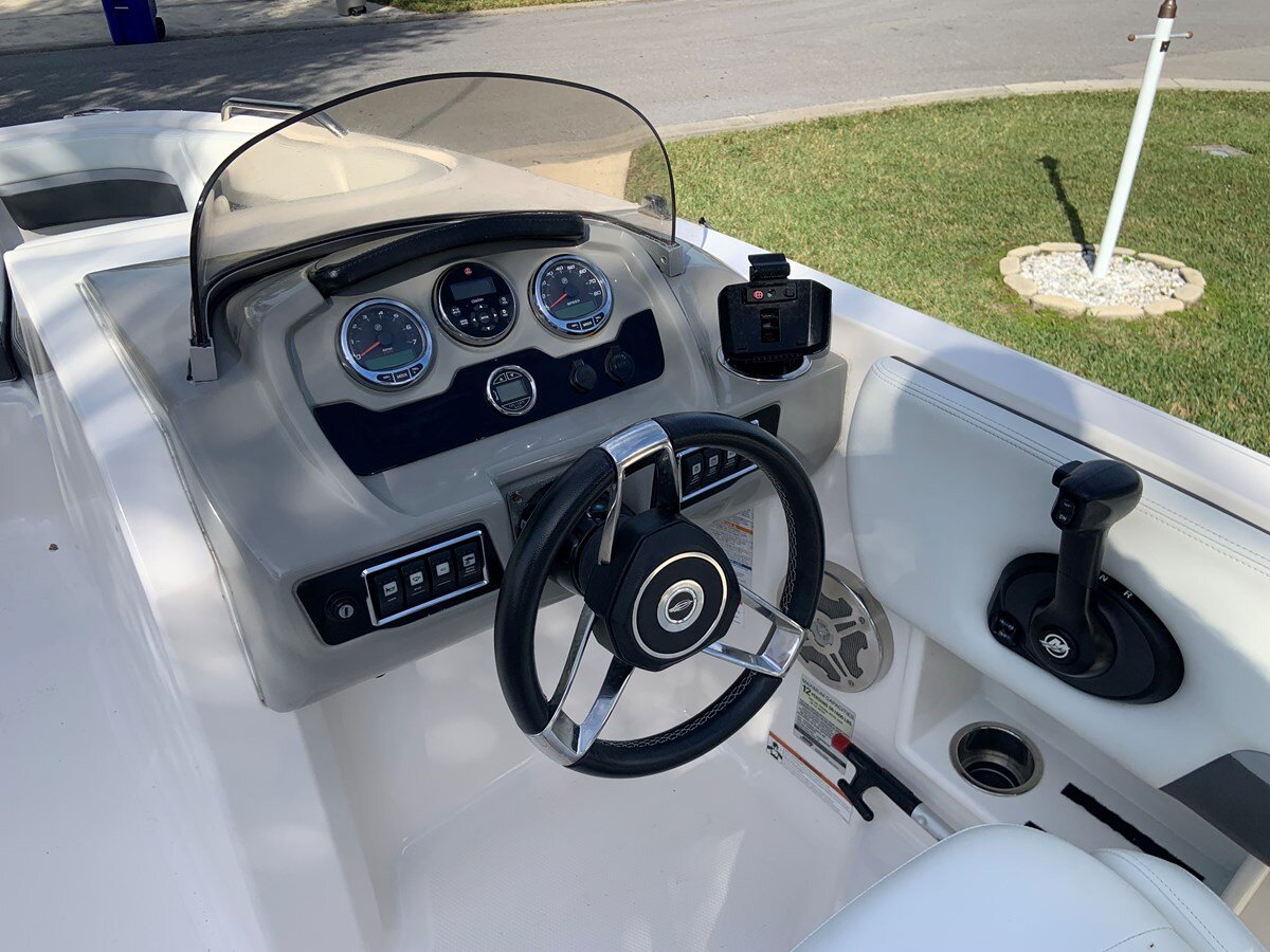 2018-chaparral-20-5b21dd