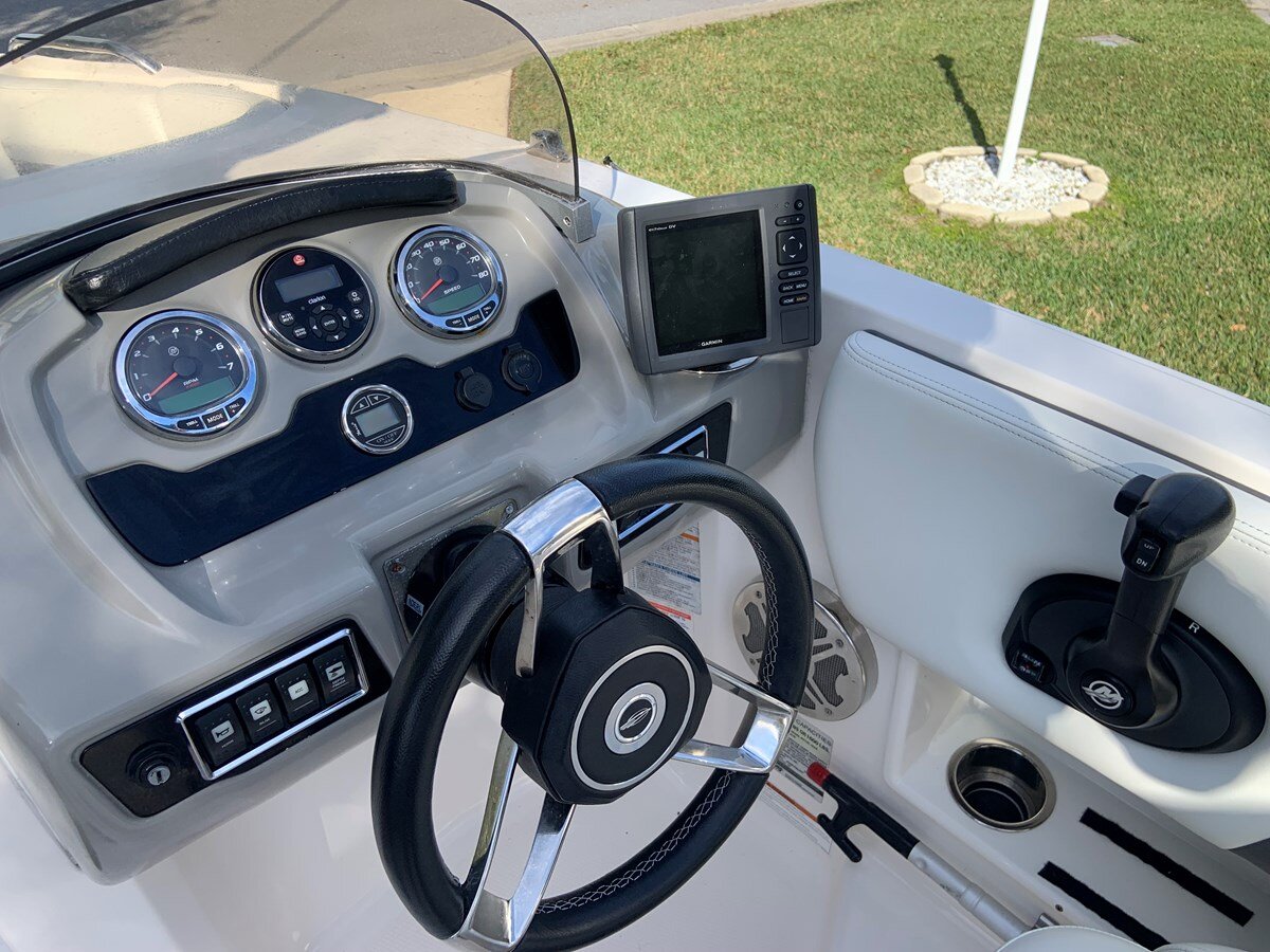 2018-chaparral-20-5b21dd