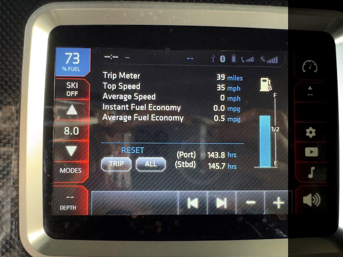 2018-chaparral-24-a0a8d0