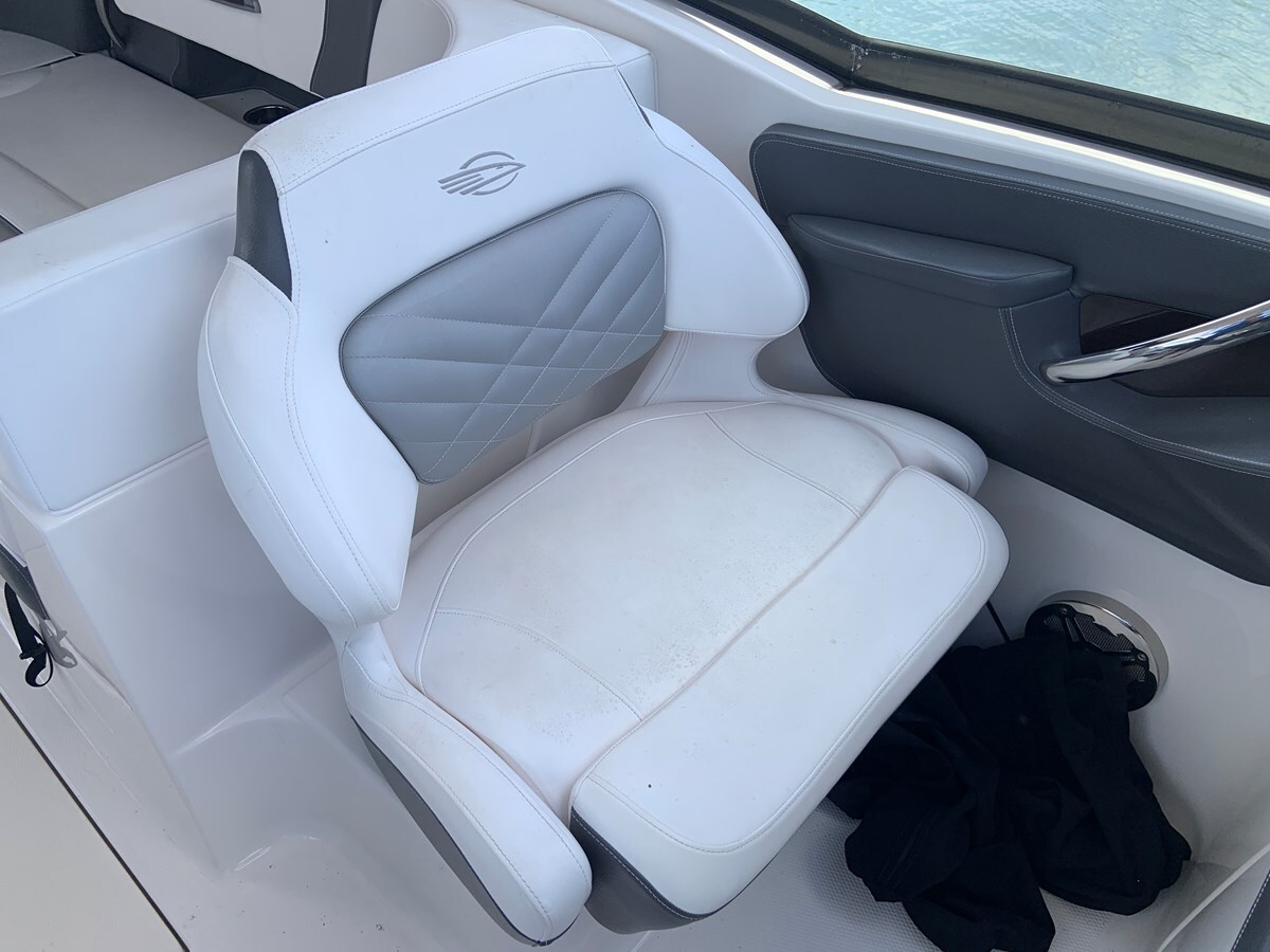 2018-chaparral-30-6-e903f1