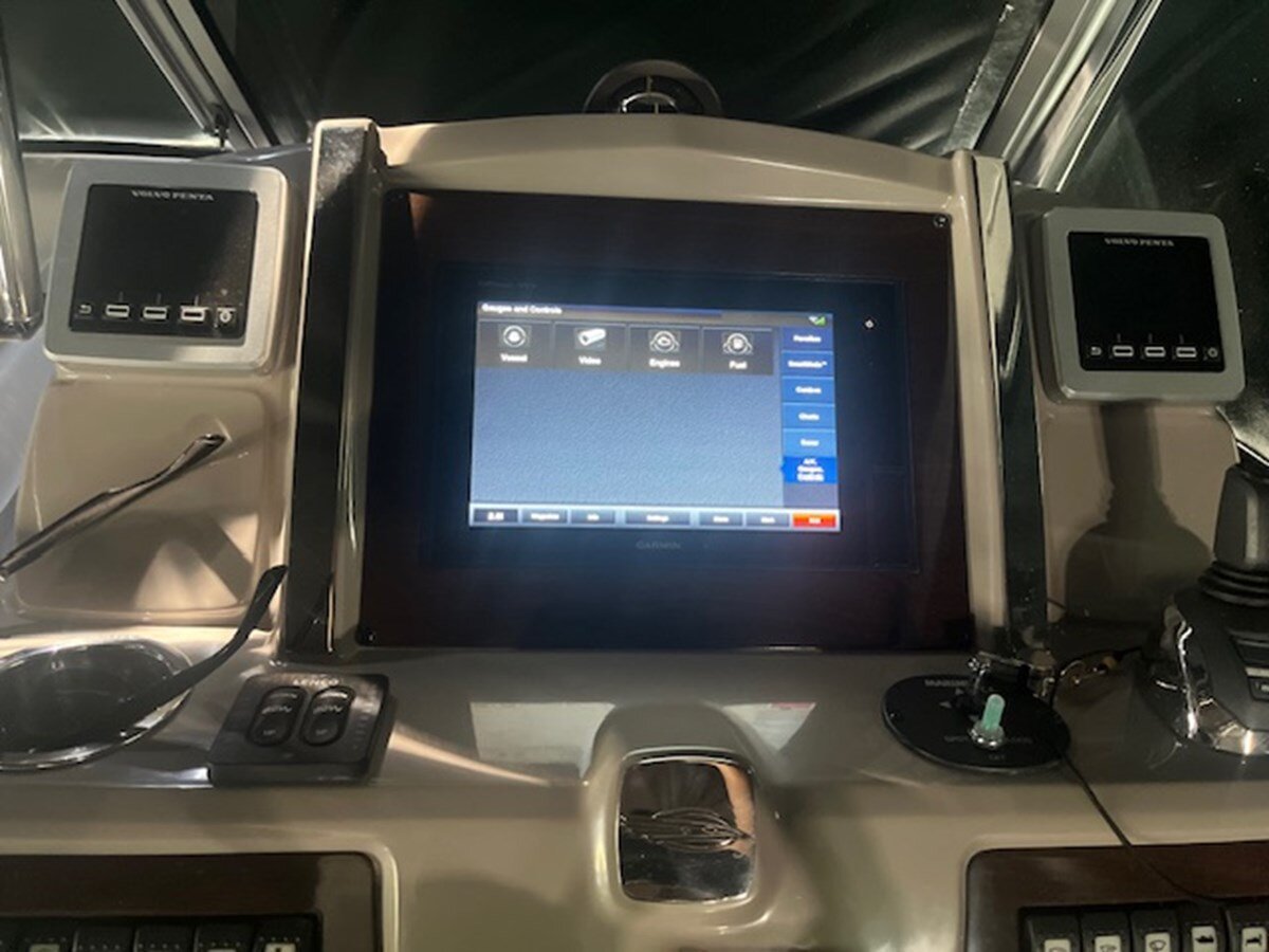 2018-chaparral-31-e8ea81