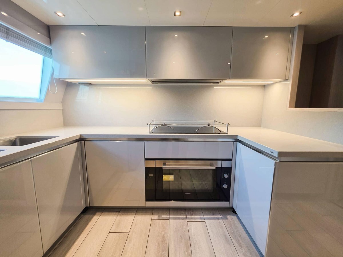 2018-custom-line-107-11-142d14