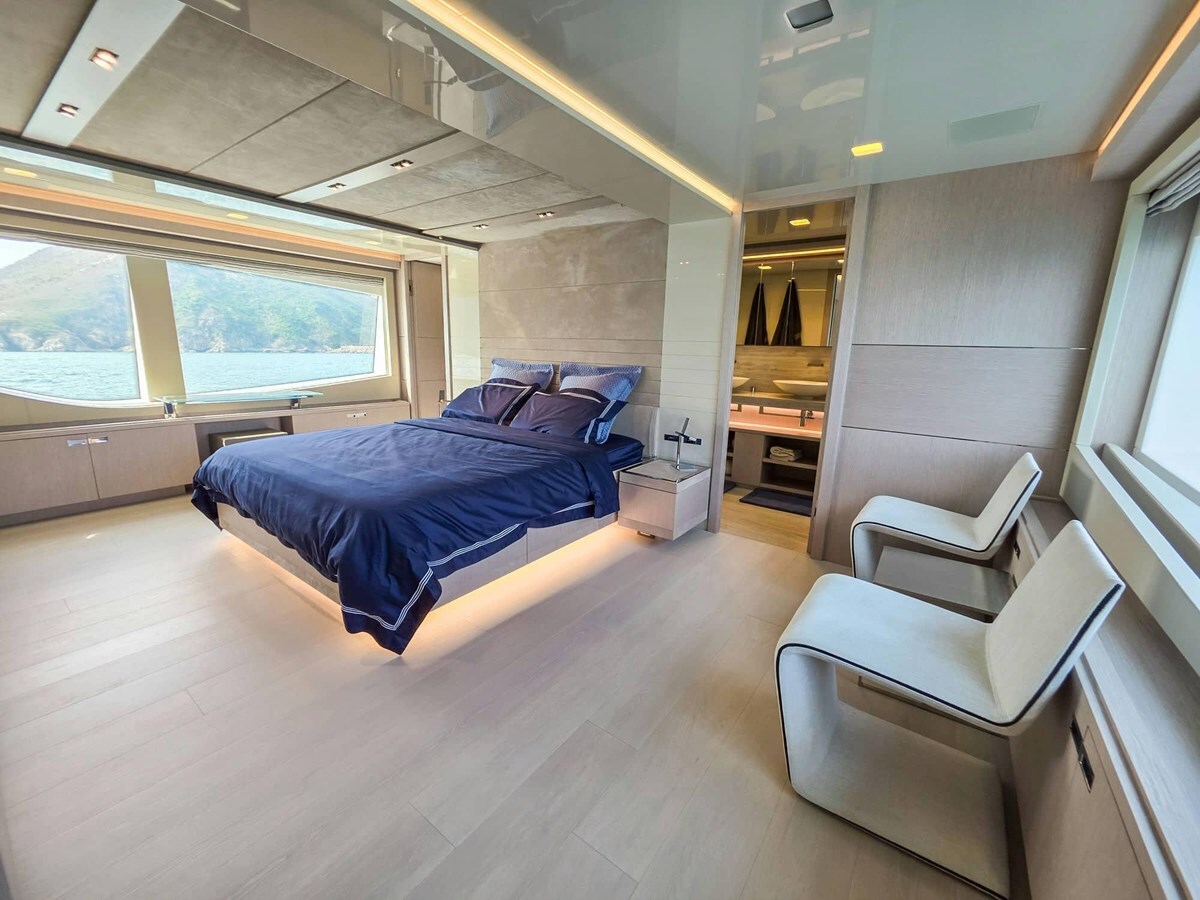 2018-custom-line-107-11-142d14