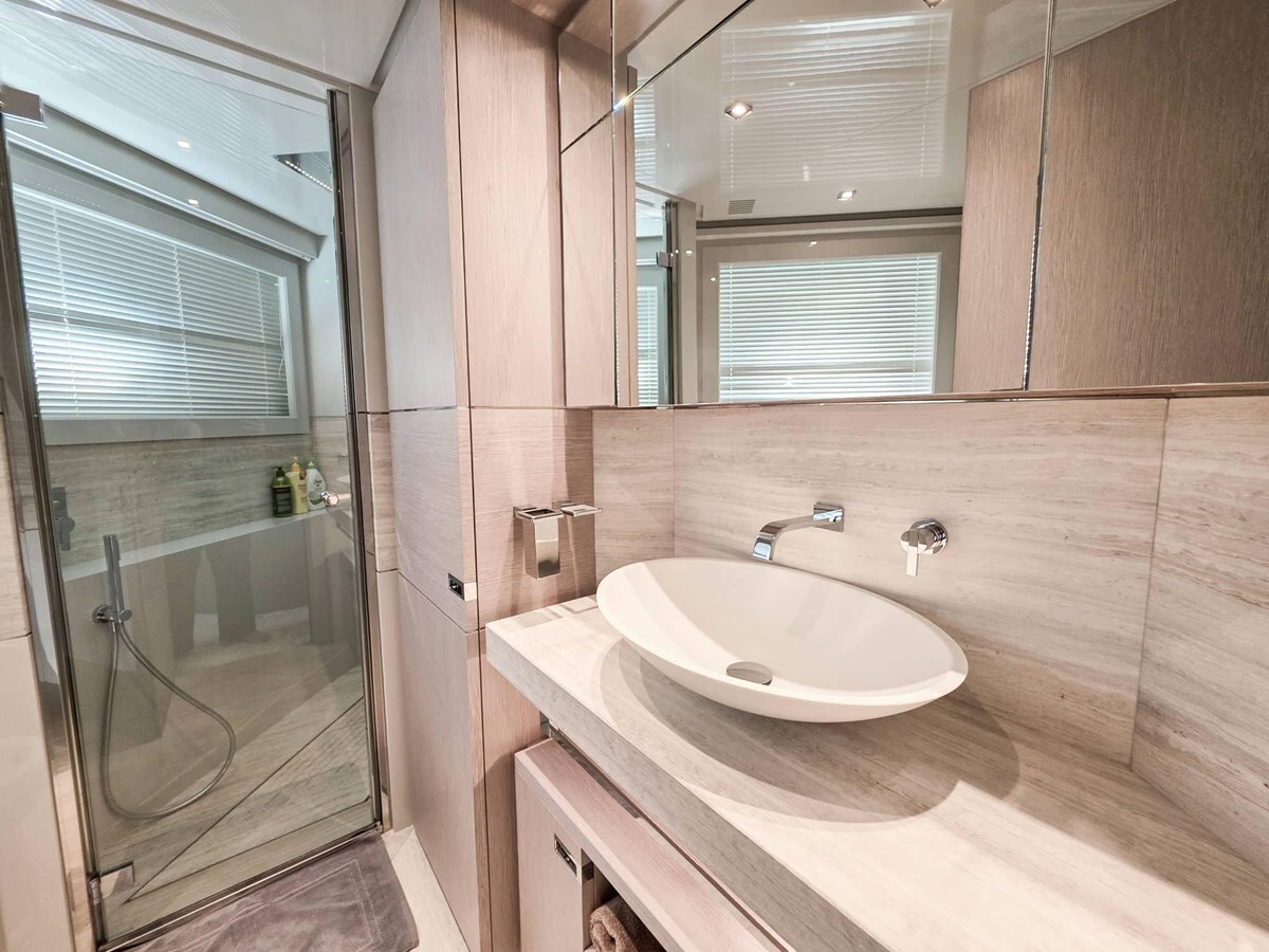 2018-custom-line-107-11-142d14