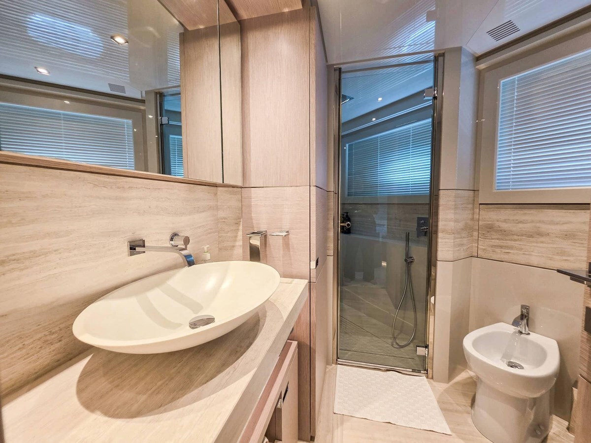 2018-custom-line-107-11-142d14